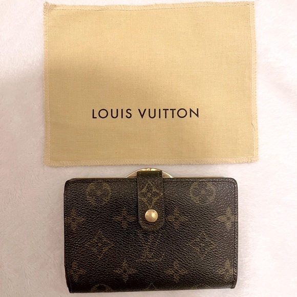 LOUIS VUITTON Kisslock Wallet! With Dust bag! 100% Authentic! Great price! - Picture 16 of 16